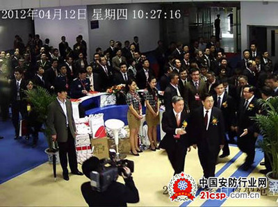 重慶高交會 張德江副總理蒞臨海康威視展臺，聚焦計算機(jī)軟硬件研發(fā)與銷售